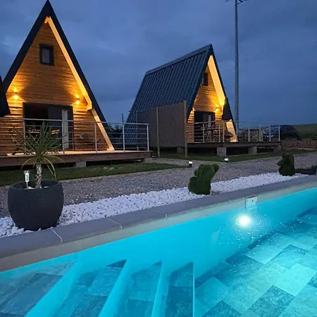 Lady Tipi 2 Avec Jacuzzi Et Piscine Saint-Utin