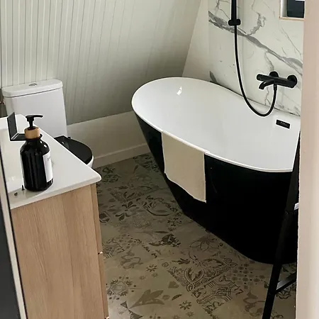 Lady Tipi 2 Avec Jacuzzi Et Piscine Saint-Utin