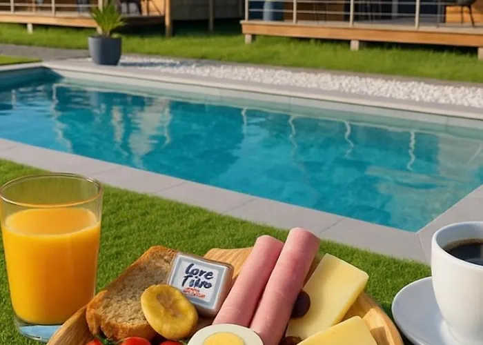 Lodge Lady Tipi 2 Avec Jacuzzi Et Piscine *