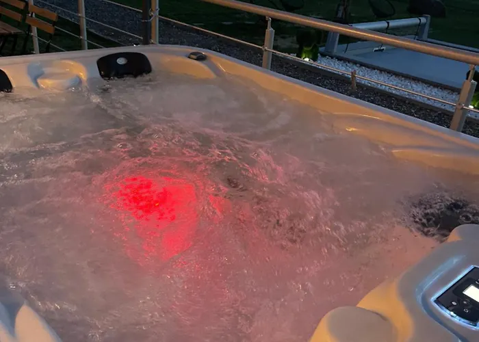 Lady Tipi 2 Avec Jacuzzi Et Piscine Lodge Saint-Utin