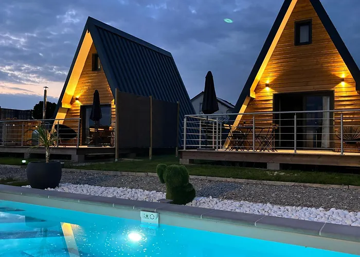 Lady Tipi 2 Avec Jacuzzi Et Piscine